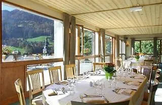 Hotel Alpen Roc 3*