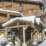 فندق Alpen Roc 3*
